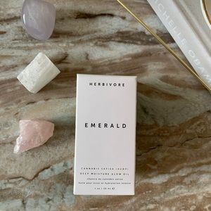 Herbivore Emerald Moisture Glow Oil